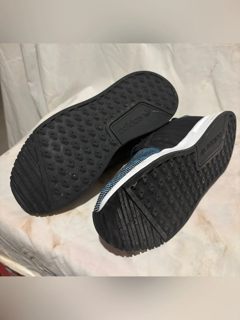 adidas lightweight knit
